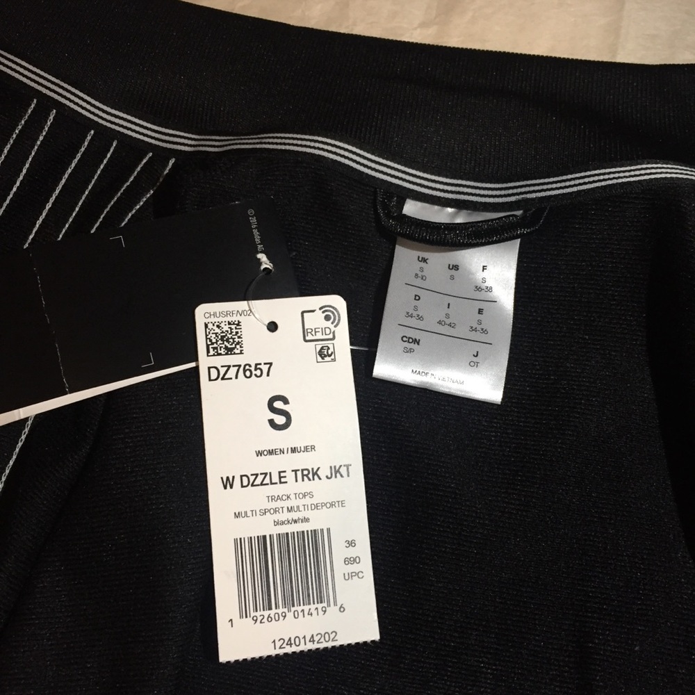Adidas track jacket - Picture 3 of 9